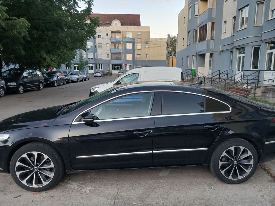 VOLKSWAGEN Passat CC