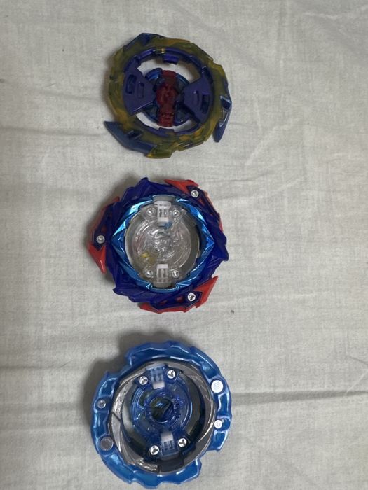 Бейблэйд оригинал