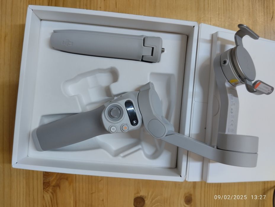 Стабилизатор смартфона DJI OSMO MOBILE SE