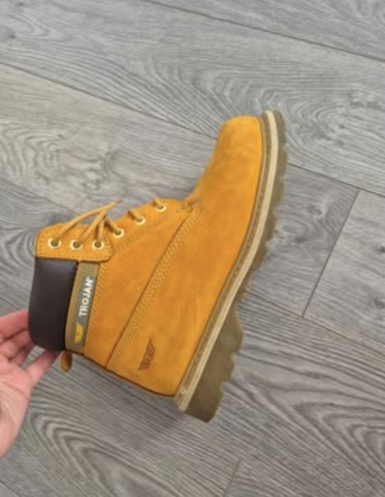 Safety boots for men / предпазни (защитни) мъжки обувки