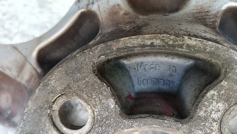 Продам оригинальные легкосплавные диски "Intra"