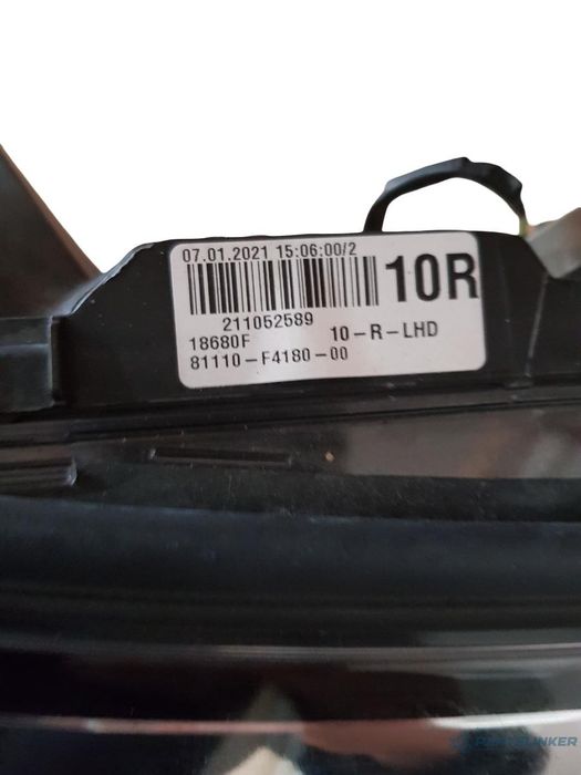 Far Dreapta Toyota C-Hr Chr 2016 -> 81110-F4180-00
