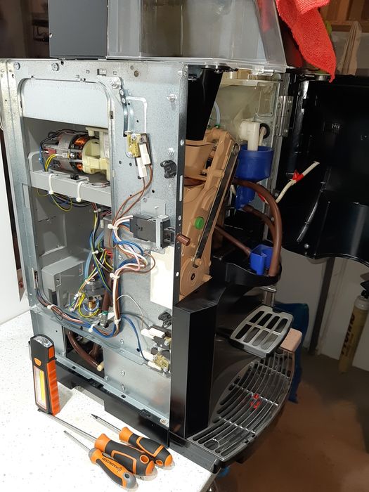 Reparatii , revizii aparate de cafea (service espressoare).