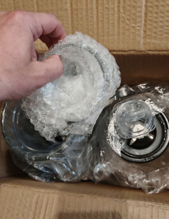 Blender 1000w, 3 boluri, 3 cuțite