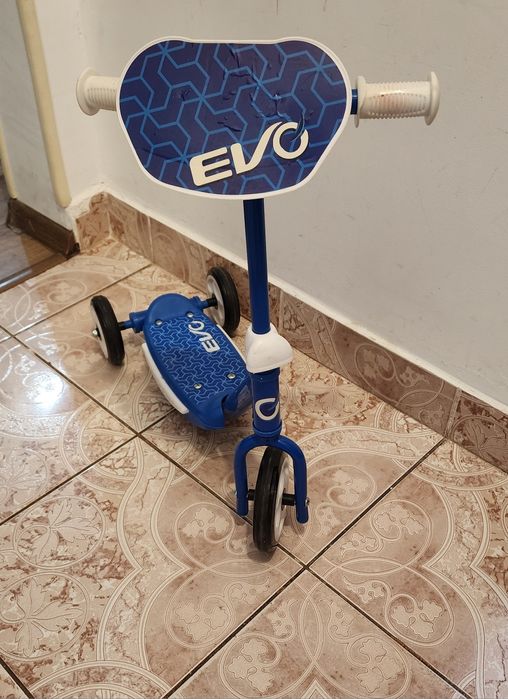 Trotineta pentru copii 2-5 ani