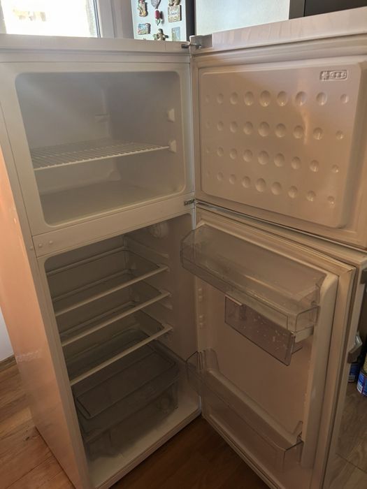Хладилник Beko..