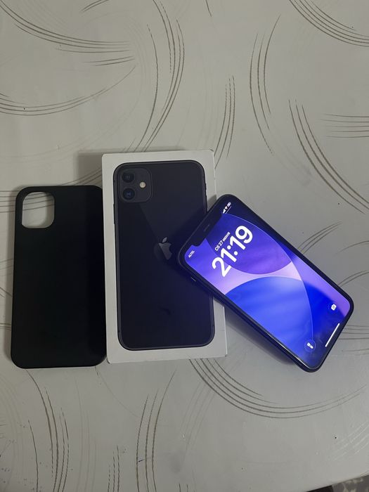 Продам Iphone 11 срочно!!!