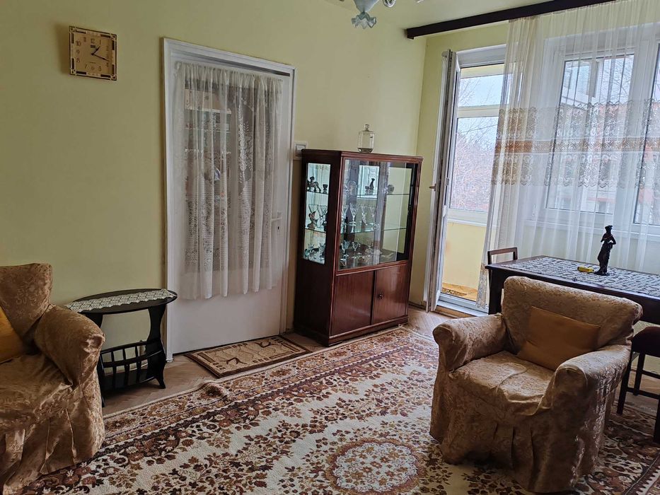 Inchiriere apartament 2 camere Pajura