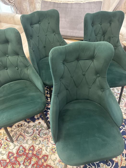 Продам красивые стулья