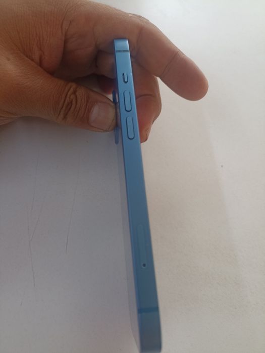 Продам Айфон 13 128 гб