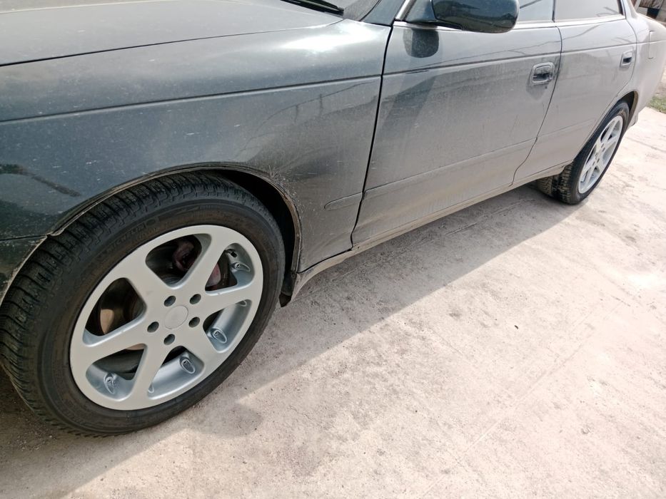 Продам шины с дисками R17 от Марк ll