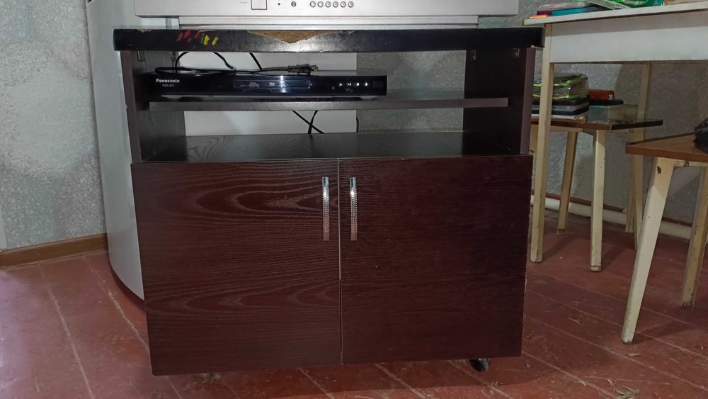 Телевизор LG, б/у