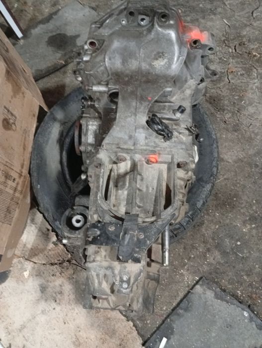 Продам КПП Ауди 80