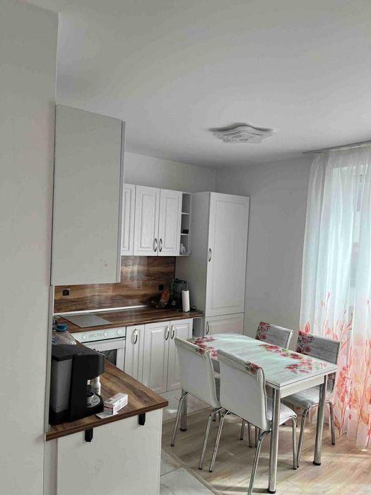 Тристаен ап. под наем в кв. Малинова долина