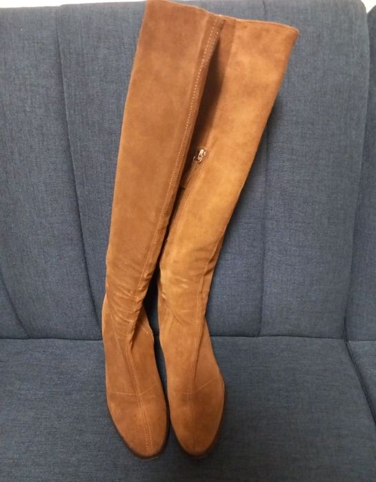 Голямо разнообразие от дамски ботуши No 35 и 36. Като нови!