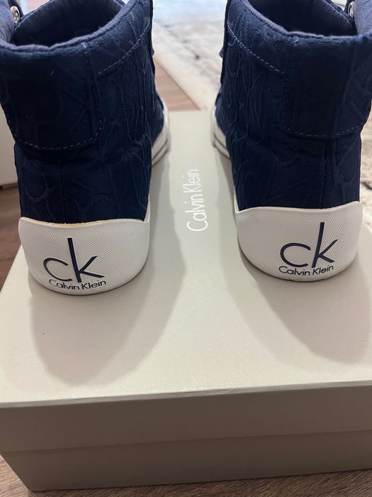 Кецове Calvin Klein