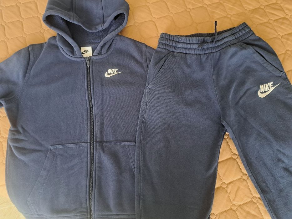 Анцунг за момче 146 см.