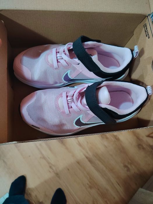 Adidași fete Nike Downshifter 12 NN PSV marimea 29.5
