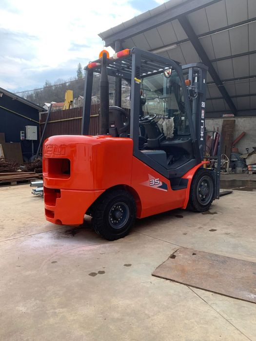 Stivuitor HELI CPCD35 diesel 3.5 tone, an 2021, ridicare 3.3 m