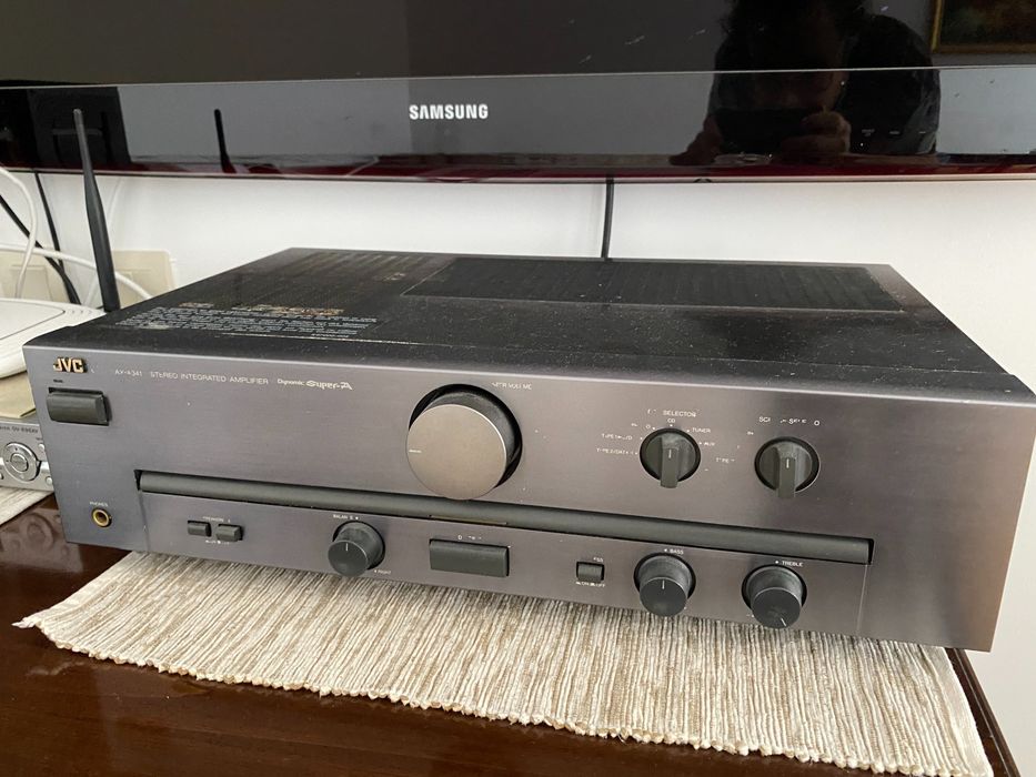 Усилвател JVC AX-A341