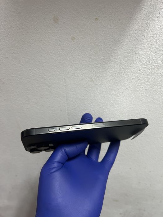 Iphone 16 Pro Max 256gb bat 100% ca nou..