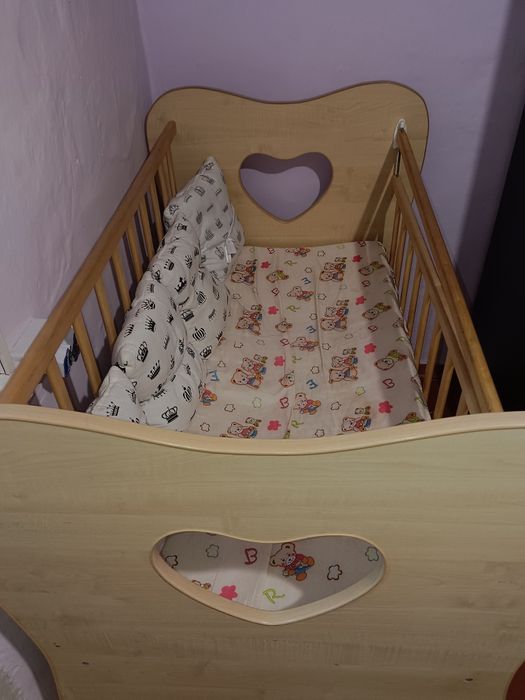 Продам кроватку 8