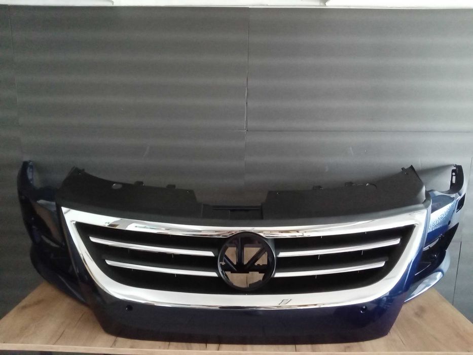 Bara Grila fata VW Passat CC Negru Alb Gri Argintiu AlbastruAuriu Maro