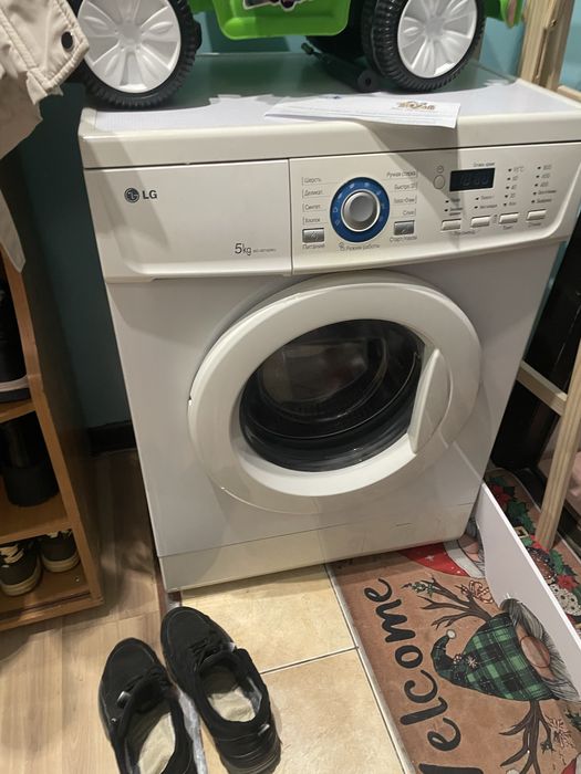 Продам стиральную машину