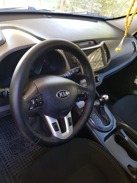 киа спортейдж крассовер