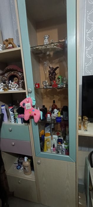 Секция с витрина