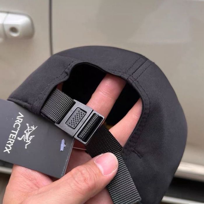 Черные Кепки Arcteryx