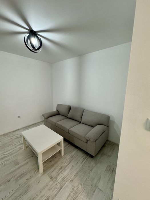 Диван като нов не е използван нито веднъж за бургас мога да то доставя