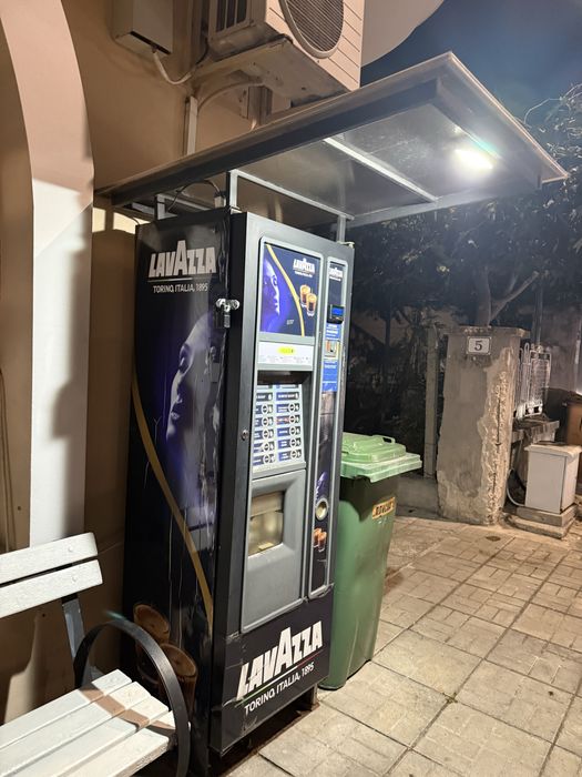 Продавам Вендинг машини Lavazza