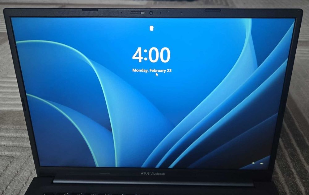 ASUS VivoBook M1403QA Ryzen 5 5600H 8GB 512GB SSD 14"