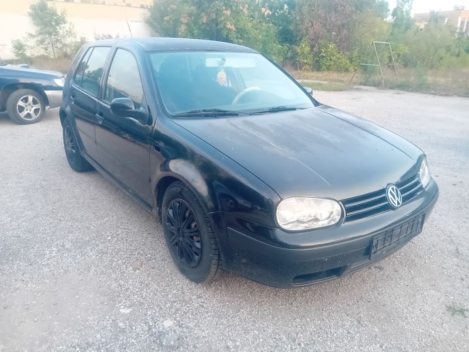 Фолксваген Голф 4 1.9 TDI/90 к.с САМО НА ЧАСТИ