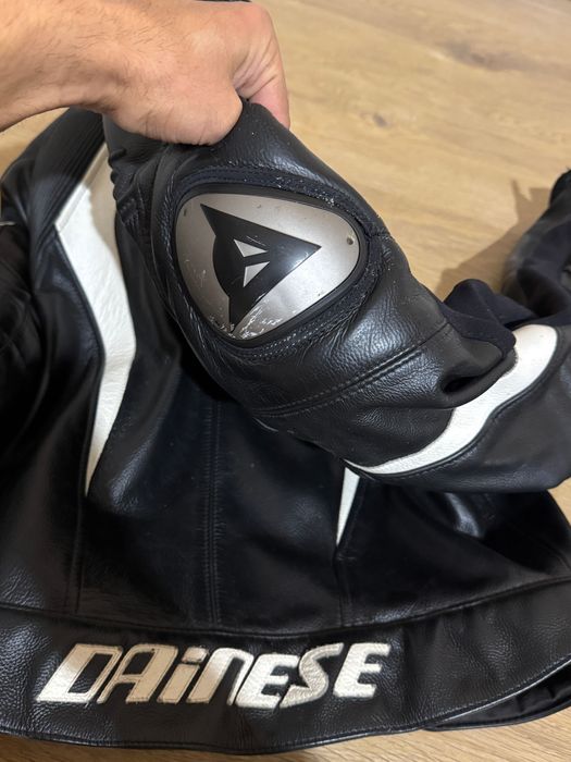 Dainese кожен екип