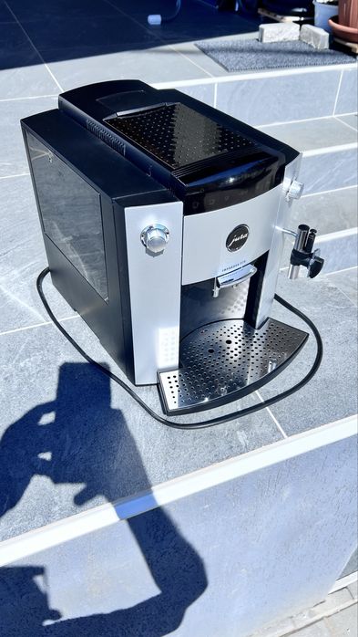 Espressor / expresor automat Jura F70
