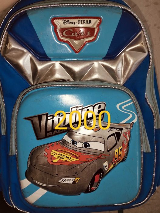 Школьная одежда на 10 лет мальчику и девочке.