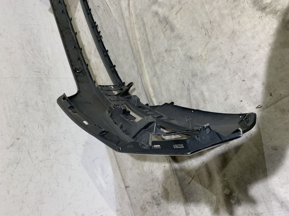 Bara fata  Skoda Octavia 4, 2020, 2021, 2022, 2023, cod origine OE 5E3807221.