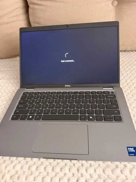 Dell Latitude Ultra 7 155U, 32 GB Ram
