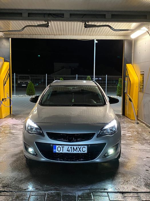 Opel astra j ,2015 de vînzare