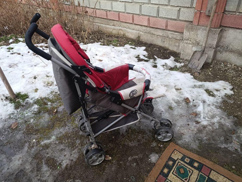 Продам коляску срочно