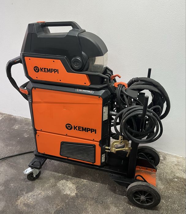 Синергичен телеподаващ апарат Kemppi X5P FastMig 400A  Pulse