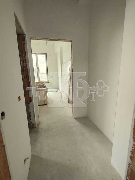 Продава се Къща в Добрич, Дружба 2 - 585 кв.м за 262 €/кв.м - Снимка #12