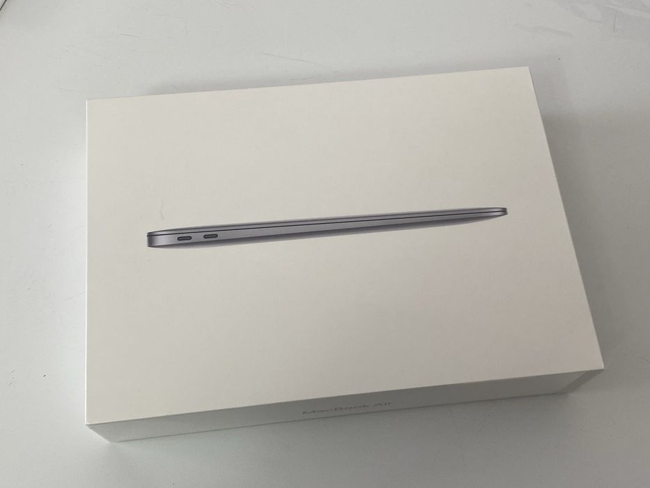 MacBook Air 13 M1 2020 Новый не распакованный