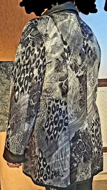 Дамско кожено яке