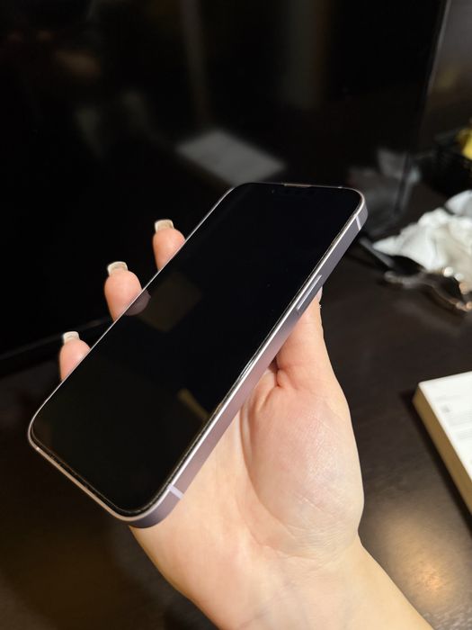 Iphone 14 без следи от употреба
