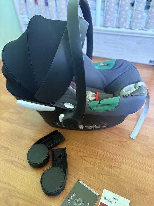 Столче/кошница за кола Cybex Aton B2+адаптери