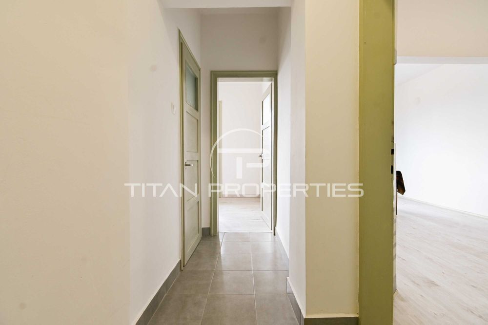 Продава се Тристаен апартамент в София, Банишора - 86 кв.м за 2530 €/кв.м - Снимка #11