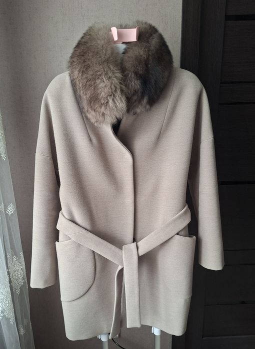 Пальто зимнее короткое